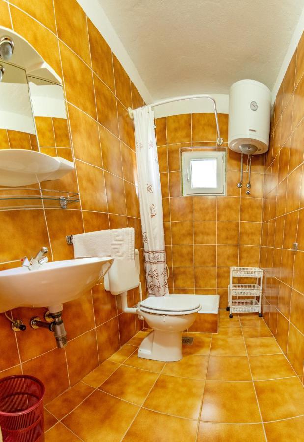 Apartment Dumicic 1 Mundanije Экстерьер фото